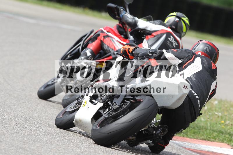 Archiv-2025/10 23.04.2025 Cornu Master School ADR/rot-rouge/17